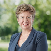 Ms Corrine McMillan